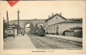 CPA ARCUEIL-CACHAN La Gare LOCOMOTIVE (809979)