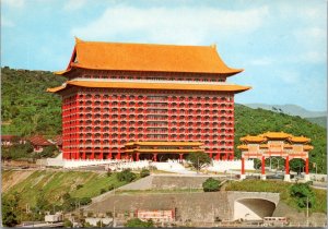 Postcard Taiwan Taipei - The Grand Hotel