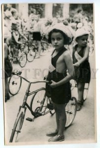 3113788 RUSSIA Kindergarten Championship bicycle Old REAL PHOTO