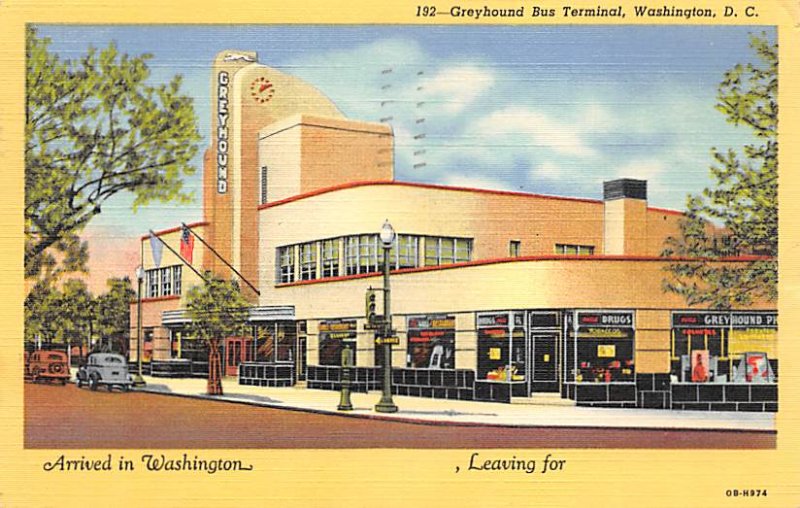 Buses/Bus Stations Post Card Greyhound Bus Terminal Washington DC, USA 1951