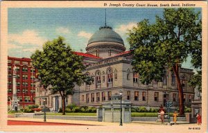 Postcard COURT HOUSE SCENE South Bend Indiana IN AL0879