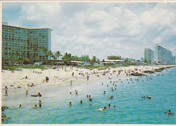 Florida Deerfield Beach Golden Sand And A Well Protected Shoreline Combine To...