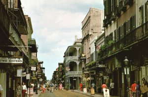 Vintage Postcard Royal Street Picturesque History Romance New Orleans Louisiana