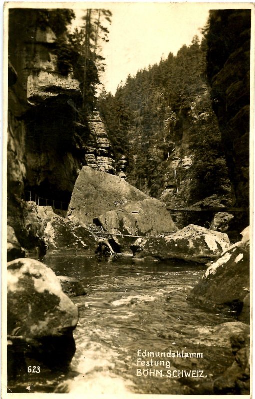 Switzerland - Bohm. Edmundsklamm The Fortress  *RPPC