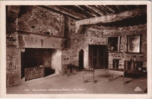 CPA Fougeres Interieur du Chateau (1237532)