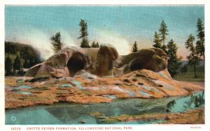 Vintage Postcard Grotto Geyser Unusual Formation Yellowstone Nat'l Park Wyoming