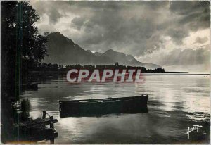 Modern Postcard Evian les Bains (Haute Savoie) Crepuscule on Lake Leman