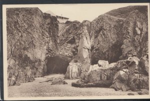 Channel Islands Postcard - Needle Rock and Plemont Caves, Jersey   RS17841