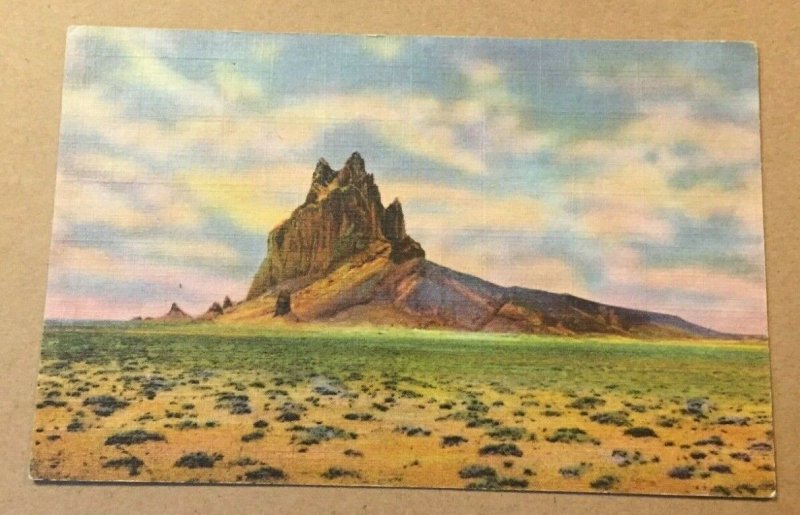 VINTAGE .01 LINEN POSTCARD UNUSED SHIPROCK ON HIGHWAY 666, NEW MEXICO