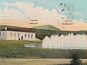 Postcard  Ashokan Reservoir & Round Top Mountain, Catskill Mountains, NY      W1