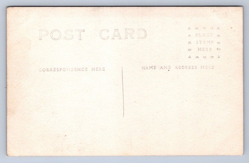 J89/ Interesting RPPC Postcard c1910 Restaurant Interior Servers 529