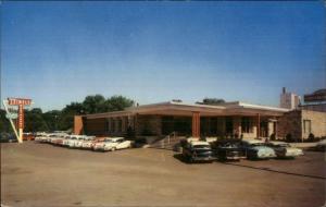 Dyer IN Teibel's Restaurant Roadside Drive-In HWYs 30 & 41 Postcard CARS