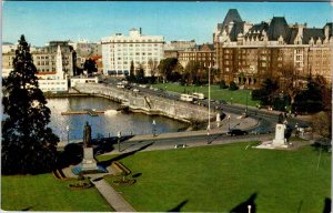 Postcard HOTEL SCENE Victoria British Columbia BC AK2466