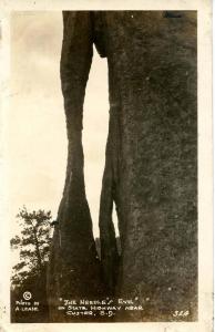 SD - Custer. The Needle's Eye - RPPC