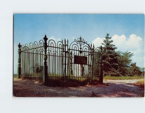 Postcard Johnny Appleseed Grave Fort Wayne Indiana USA