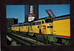 IL Milwaukee Road Railroad Train Chicago Illinois Station Depot Postcard