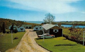 ROCKLAND, Maine ME   GLEN COVE MOTEL  50's Car  ROADSIDE   Chrome  Postcard