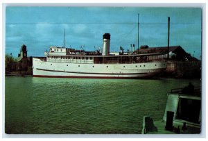 c1960 S.S. Algoma II Harbor Cheboygan River Mackinac Island Michigan MI Postcard