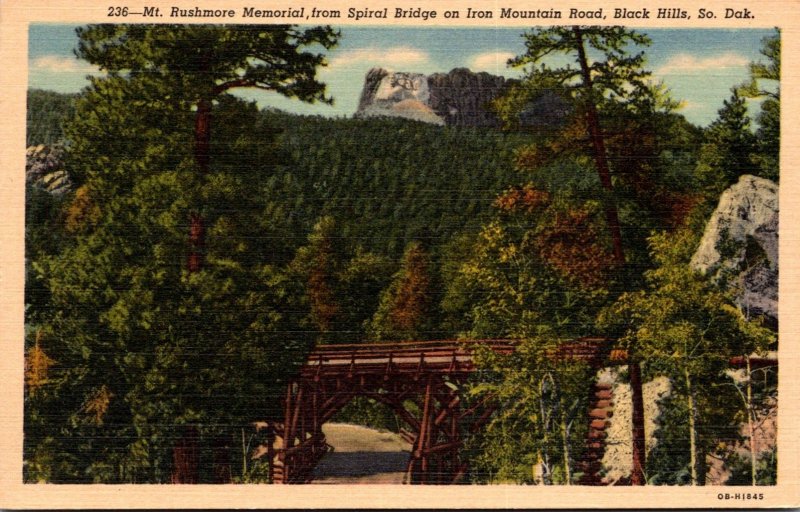 South Dakota Black Hills Mount Rushmore Memorial From Spiral Bridge On Iron M...