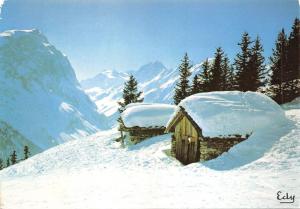 BF268 les chalets dans la montagne images de chez nous en hiver france