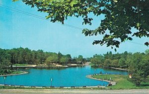 Canada Beaver Lake Park Mount Royal Montreal Vintage Postcard 07.94