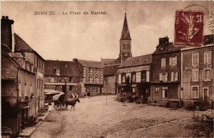 CPA AK Briouze - La Place du Marche (259349)