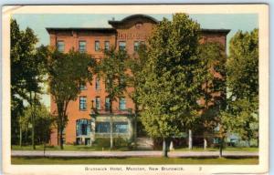 MONCTON, NEW BRUNSWICK  Canada   BRUNSWICK HOTEL Roadside 1941 Postcard