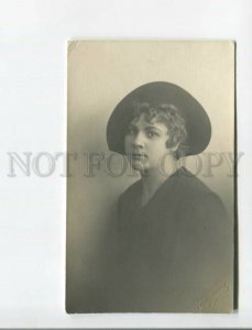 472596 RUSSIA FASHION Girl Black Dress Hat AUTOGRAPH 1919 Mourninggrapher