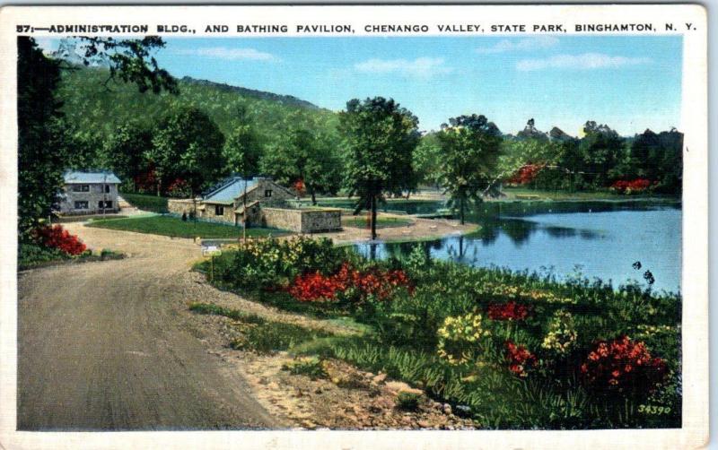 BINGHAMPTON, NY    Chenango Valley State Park  BATHING PAVILION  c1940s Postcard