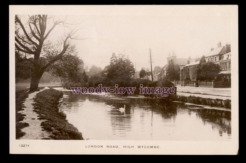 tp2644 - Bucks - Early View of London Road & River Wye at High Wycome - postcard