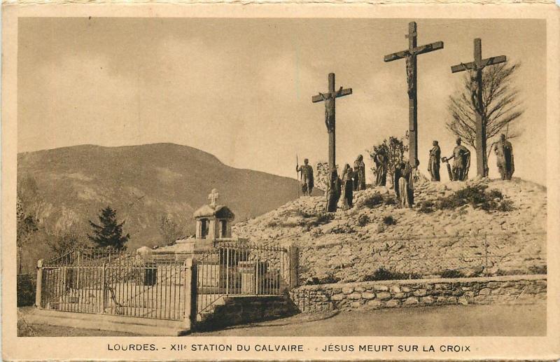 France Lourdes Jesus meurt sur la croix