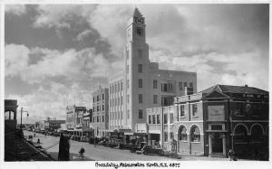 B86200 broadway palmerston north  car voiture new zealand