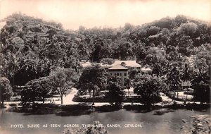 Hotel Suisse as seen across the Lake Kandy Ceylon, Ceylan Unused 
