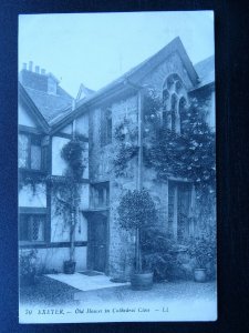 Devon EXETER The Old Houses in Cathedral Close - Old Postcard by Levy LL.70