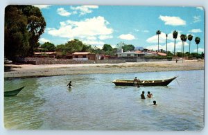 Cerca De Guadalajara Jalisco Mexico Postcard Ajijic Beach c1950's Posted