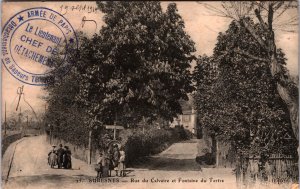 France Suresnes Rue du Calvaire et Fontaine du Tertre Vintage Postcard 09.97