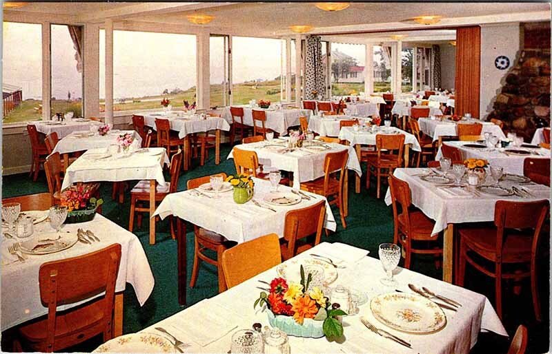 Postcard RESTAURANT SCENE Kennebunkport Maine ME AK1466