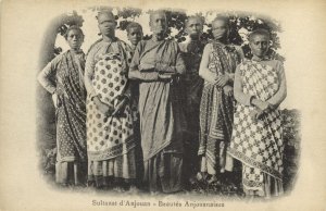 comoros, ANJOUAN, Group of Anjouan Beauties (1910s) Postcard