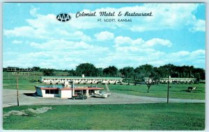 FT. SCOTT, Kansas  KS   Roadside COLONIAL MOTEL & Restaurant ca 1950s  Postcard