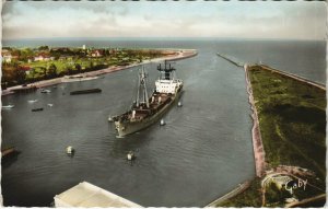 CPA OUISTREHAM - RIVA-BELLA - Entrée du Port (140958)