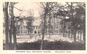 Founders' Hall in Wellesley, MA Wellesley College.