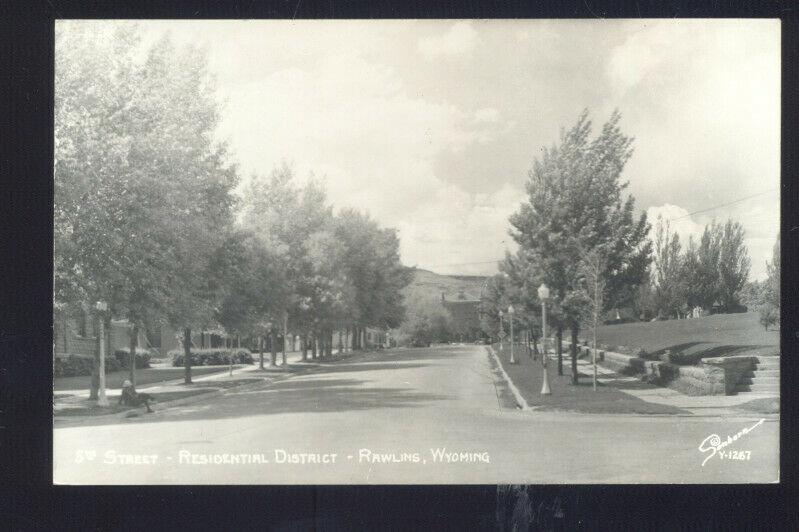 RPPC RAWLINS WYOMING RESIDENCE STREET SCENE VINTAGE REAL PHOTO POSTCARD