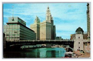 The Chicago River Chicago Illinois Postcard