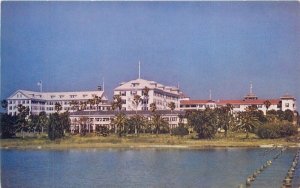 Florida Ormond Beach Beautiful hotel Intercoastal Roberts Postcard 22-8030