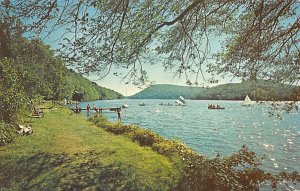 Boulder's Inn Lake Waramaug New Preston CT 