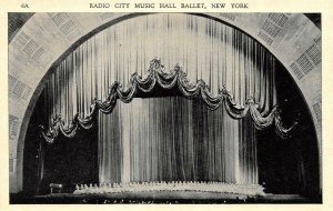 NY, New York City   RADIO CITY MUSIC HALL BALLET PERFORMANCE   B&W Postcards