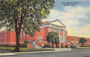 G53/ Dotham Alabama Postcard Linen First Baptist Church Building