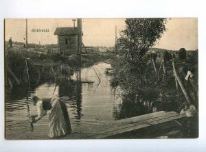 235388 FINLAND Riihimaki laundry woman Vintage postcard