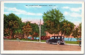 1938 Bayshore Park Menominee Michigan MI Roadway View Car Posted Postcard