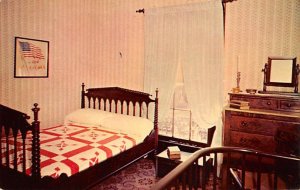 Abraham Lincoln's Home - Robert Lincoln's Bedroom Springfield, Illinois USA A...